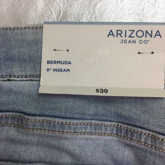 Arizona Jean Co. Bermuda Shorts Lt Comet size 19 - Picture 7 of 9